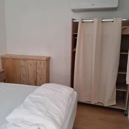 Maison De Village Holiday home
