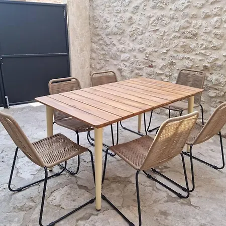 Holiday home Maison De Village Saint-Laurent-de-Carnols